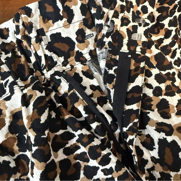 Express X Rocky Barnes Leopard Print Shorts Paper Bag Style Size L high waist - Picture 6 of 8